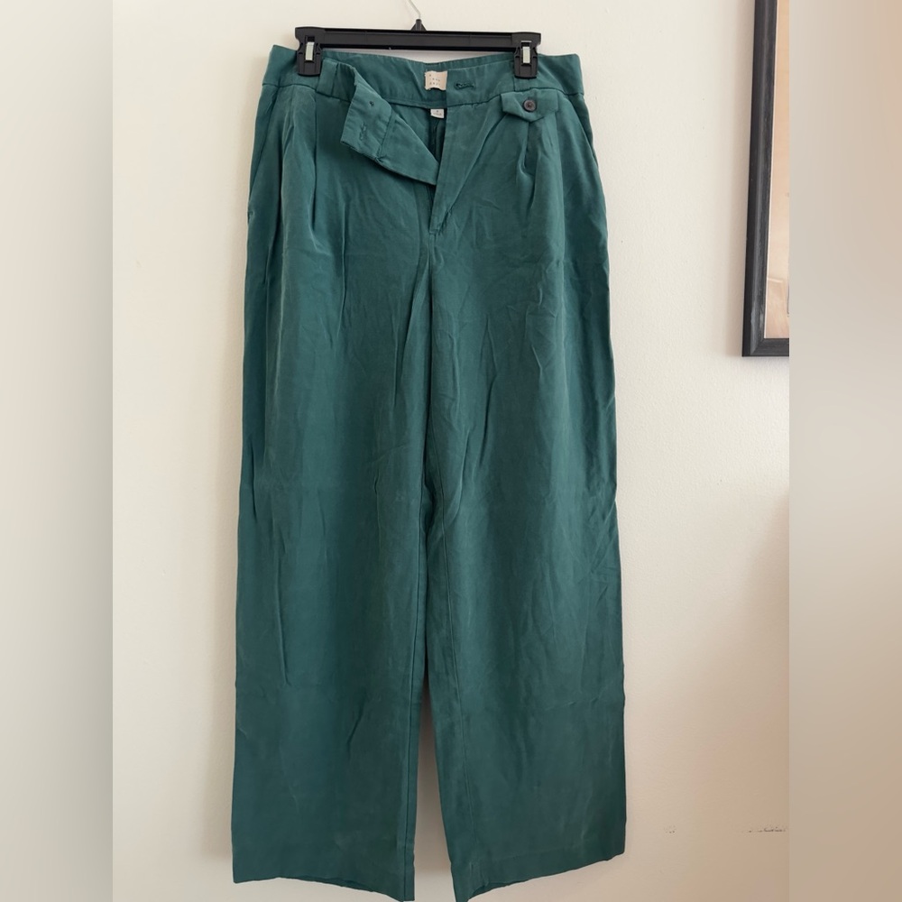 WMNS A New Day Green Trousers Target Brand